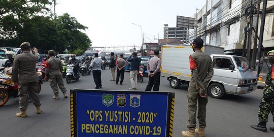 Satpol PP Makassar Manfaatkan Libur Panjang Edukasi Warga Gerakan 3M