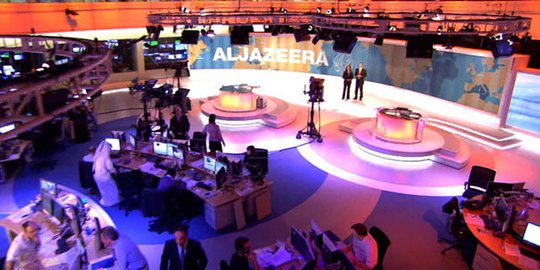 Macron dan Stasiun TV Aljazeera Dikecam Publik Setelah Tayangan Wawancara