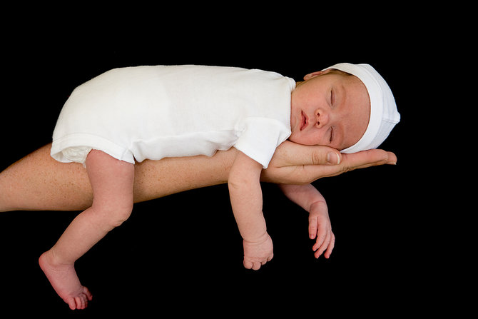 ilustrasi bayi prematur