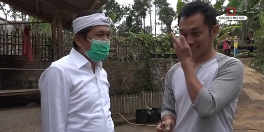 Pria Dicibir Ade Londok Didatangi Mantan Pejabat, Urusan Cicilan Motor Auto Beres