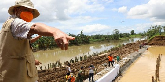 Sempat Bikin Ganjar Pranowo Terkejut, Ternyata Ini Penyebab Banjir di Kebumen