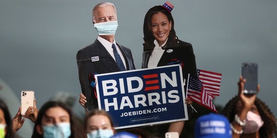 Joe Biden Menang Telak Lima Suara di TPS Pertama yang Lakukan Penghitungan Suara