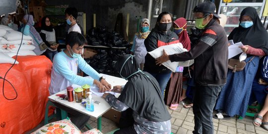 Per 29 Oktober, Bulog Selesai Salurkan Bansos Beras Bagi 10 Juta Keluarga