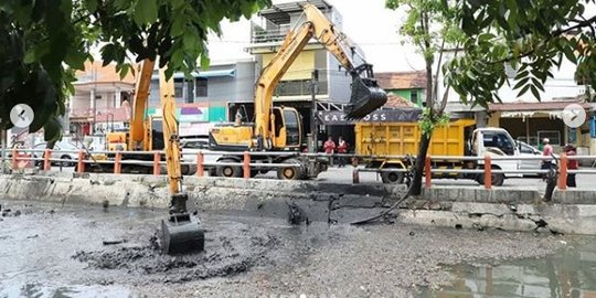 Rawan Banjir saat Musim Hujan, Badan Penanggulangan Bencana Surabaya Lakukan Ini