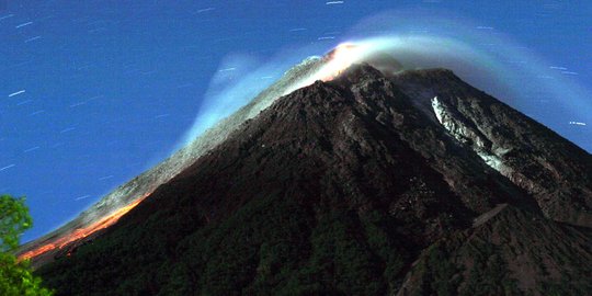 Status Gunung Merapi Naik dari Waspada ke Siaga