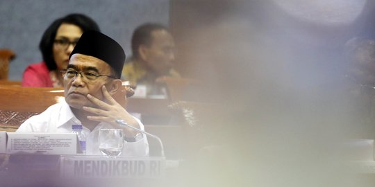 Menko PMK Pastikan Bansos Tetap Disalurkan Pada 2021