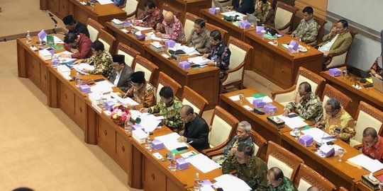 Formappi Khawatir Rapat Tertutup di DPR Berpotensi Menimbulkan Benih Korupsi