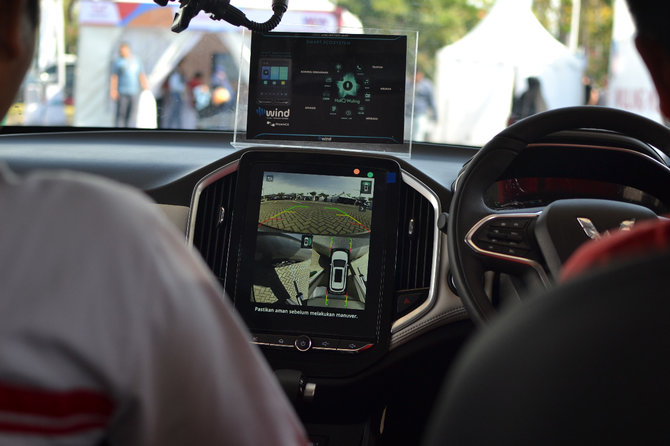 suv wuling almaz dengan teknologi wind