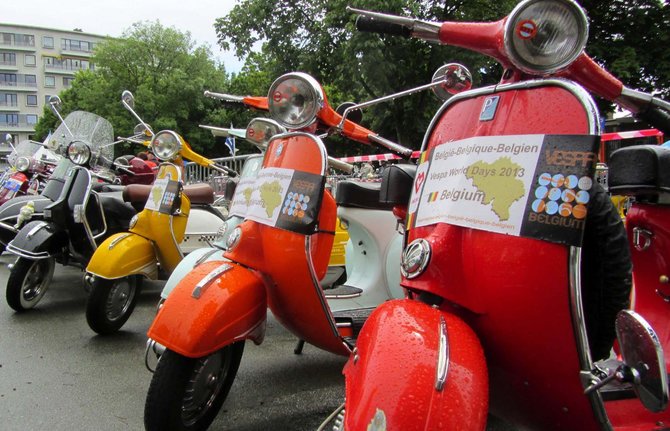 hari vespa se dunia