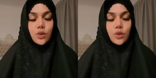 Jadi Mualaf, Ini Momen DJ Katty Ucap Niat Salat Subuh Sambil Terbata-bata Banjir Doa