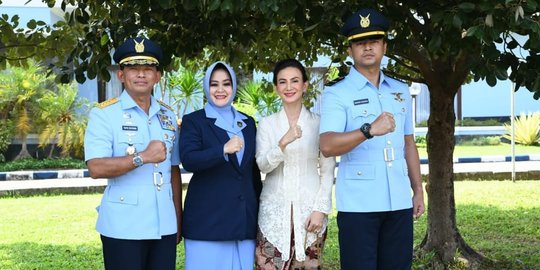 6 Potret Cantik Istri Mantan KSAU Yuyu Sutisna, Sederhana nan Elegan