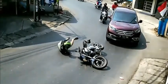 4 Fakta Tikungan Curug Raya Jaktim yang Viral, Sudah Bikin Celaka Puluhan Kendaraan