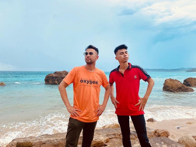 raffi ahmad bersama kembaran