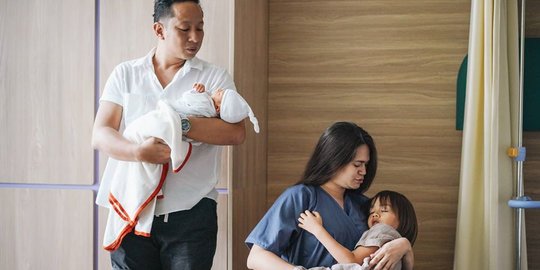 5 Potret Curtis Ziggy Mars Morscheck, Anak Kedua Ringgo dan Sabai yang Menggemaskan