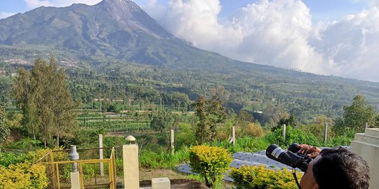 Memantau Aktivitas Vulkanik Gunung Merapi