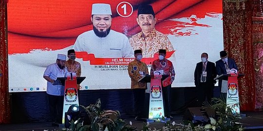 Sesi Pertama Pemaparan Visi-Misi, Helmi Hasan Sampaikan Kondisi Real Keluhan Warga