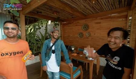 kamar dimas di nihi sumba