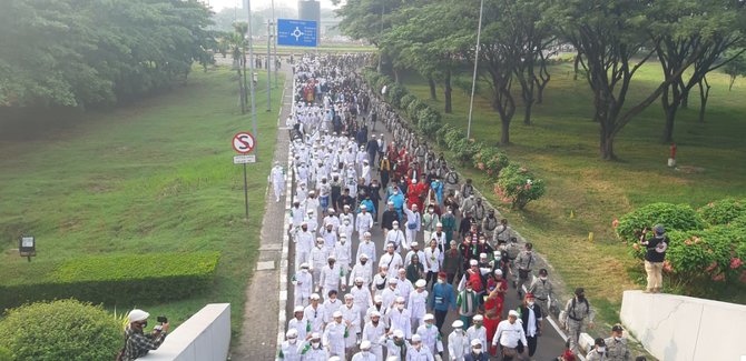 massa rizieq di bandara soekarno hatta