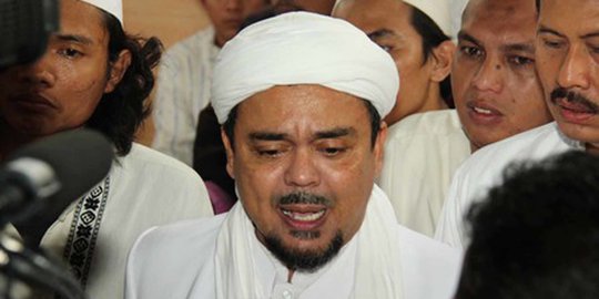 Habib Rizieq Syihab Tiba di Bandara Soekarno-Hatta