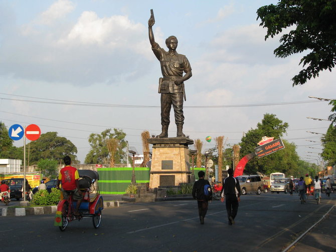 patung slamet riyadi