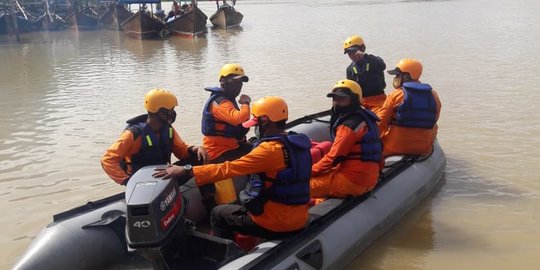 Pencarian Nelayan Korban Tabrakan Kapal di Langkat Terhalang Cuaca Buruk