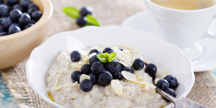 10 Resep Olahan Oatmeal Enak Dan Bergizi Cocok Untuk Camilan Dan Sarapan Sehat Merdeka Com