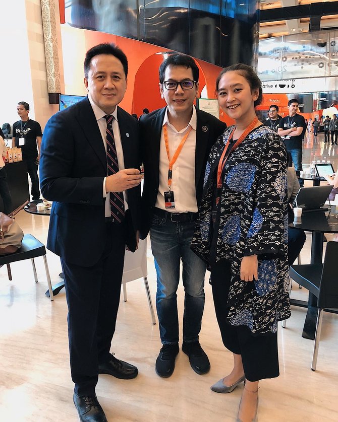 potret cantik joanina rachma