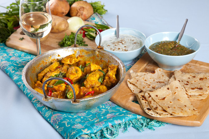 ilustrasi makanan india