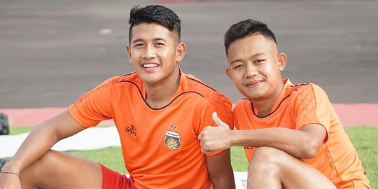 Deretan Pemain Sepak Bola Indonesia Berprofesi Sebagai Polisi, Gagah nan Memesona