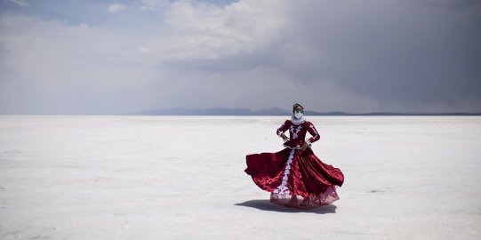 Indahnya Salar de Uyuni, Dataran Garam Terluas di Dunia