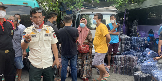 Pemkot Solo Tindak Ratusan Pedagang Bermobil di Sekitar Pasar Klewer