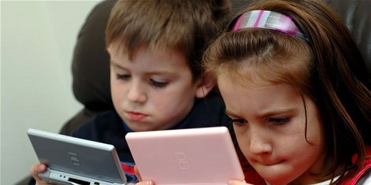 Tanda Kecanduan Game Online pada Anak, Ketahui Efek Negatifnya