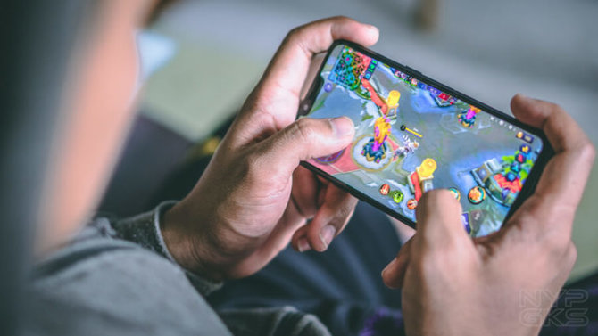 ilustrasi bermain game