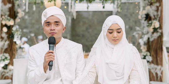 Potret Romantis Taqy Malik Saat Ajak Sang Istri ke Kampung Halaman di Banjarmasin