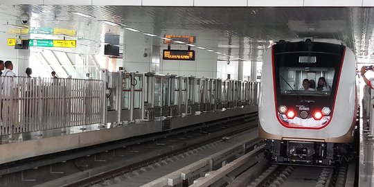 Kemenhub: Progres Pembangunan LRT Jabodetabek Hampir 80 Persen