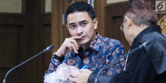 Tak Peduli Sumber Duit, Zumi Zola Minta Upah Proyek Rp10 M buat Bisnis Singkong