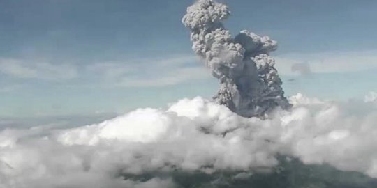 BNPB Waspadai La Nina Pengaruhi Banjir Lahar Dingin Gunung Merapi