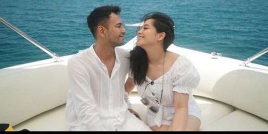 Raffi Ahmad Bikin Lomba di Kolam Renang, Netizen Ribut Soal Bikini Nagita Slavina