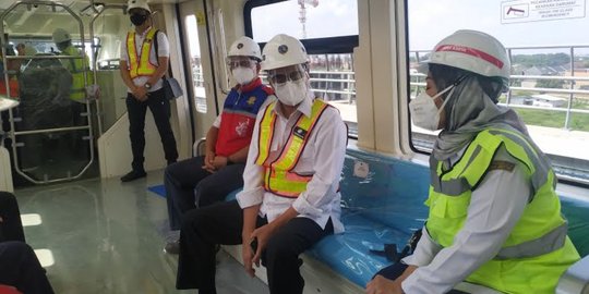 Menhub Budi Minta KAI Gratiskan Tiket LRT Buat Pengguna Sepeda
