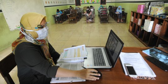 Melihat Penerapan Sekolah Tatap Muka di Tangsel