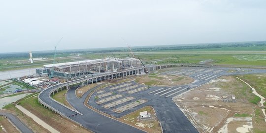bandara kertajati bertahan