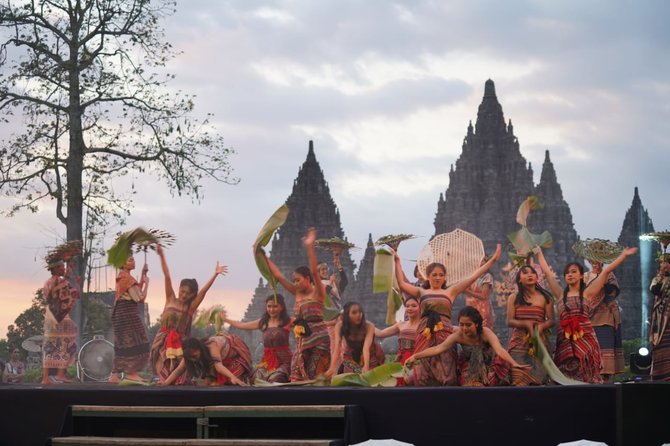 festival payung di prambanan