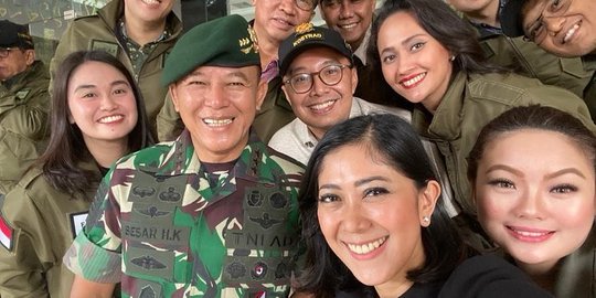 Potret Kebersamaan Farah Puteri Nahlia Anak Irjen Fadil Imran dengan Para Jenderal
