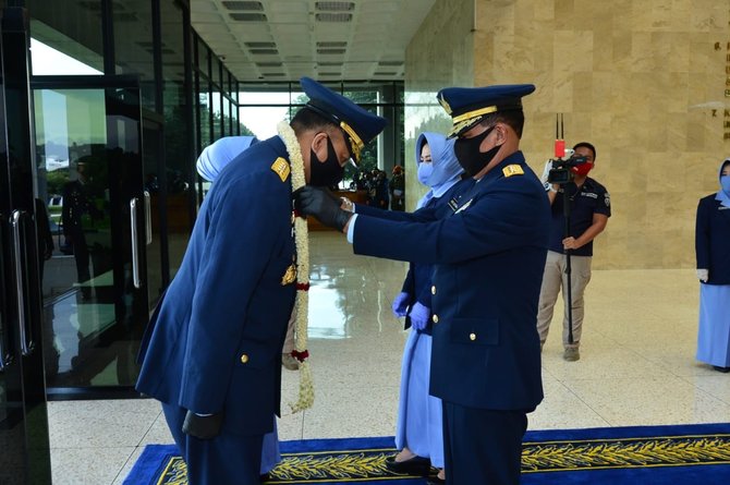 marsekal tni yuyu sutisna dan ksau marsekal tni fadjar prasetyo