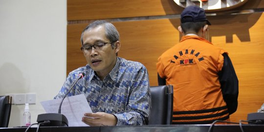 Kasus Suap DAK dan Gratifikasi, Wali Kota Dumai Zulkifli Adnan Ditahan KPK
