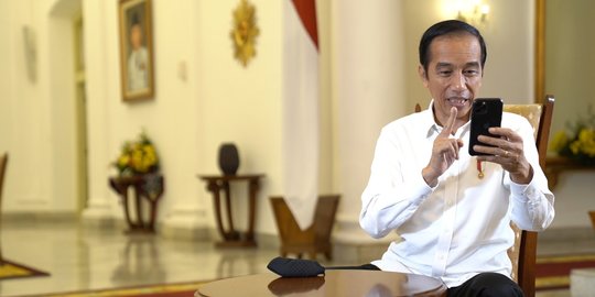 Jokowi Minta Generasi Muda Tingkatkan Literasi Digital untuk Perangi Hoaks