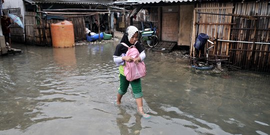 4 RT di Jakarta Tergenang Banjir Rob