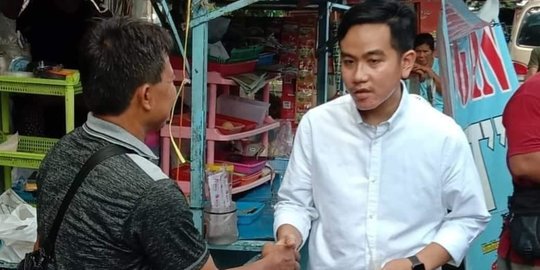 Ikuti Jokowi, Gibran Siap Disuntik Vaksin Covid-19