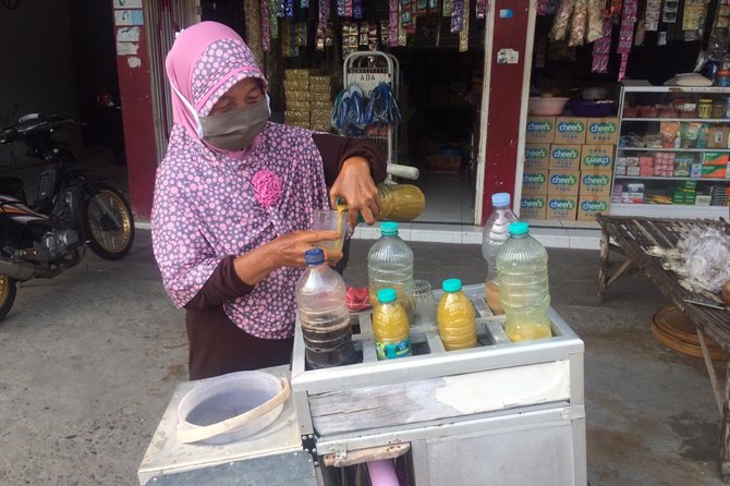 saminah penjual jamu