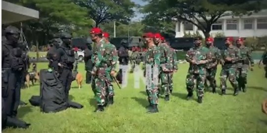 Panglima TNI Berapi-api Datangi 3 Markas Pasukan Elite,Teriak Komando Beri Perintah